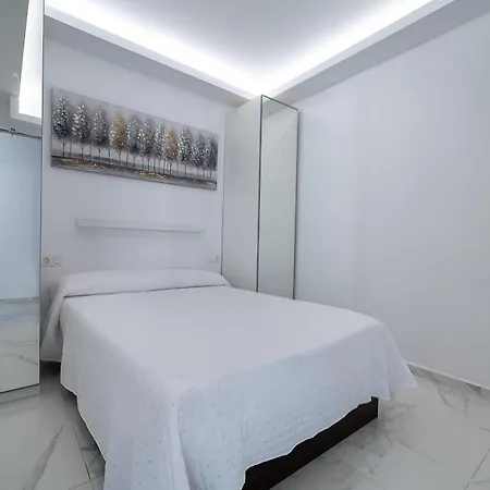 Monarca * קוסטה טגוויסה