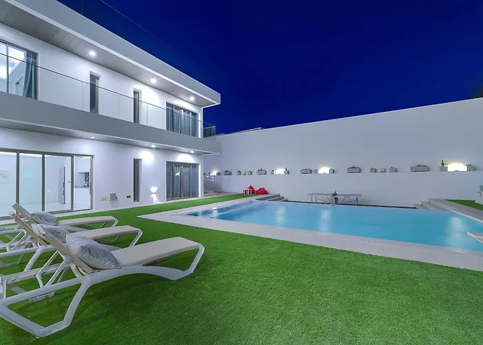 Villa Monarca