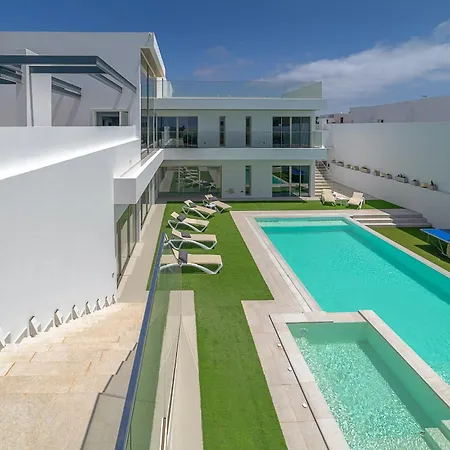 Monarca Costa Teguise